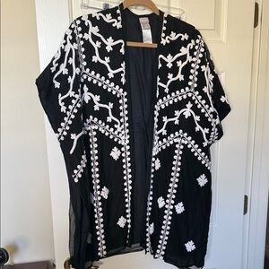 Chico's Black and White Embroidered Kimono